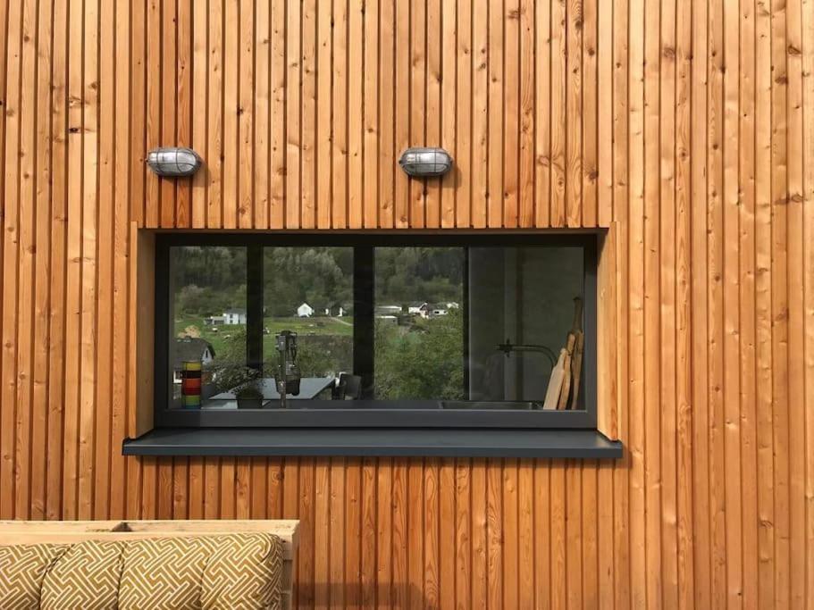 Eifelhausaufzeit-Vulkaneifel-Architekten-Chalet Mit Sauna Im Vulkankrater Immerath 외부 사진