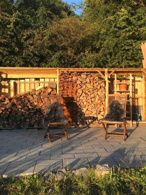 Eifelhausaufzeit-Vulkaneifel-Architekten-Chalet Mit Sauna Im Vulkankrater Immerath 외부 사진